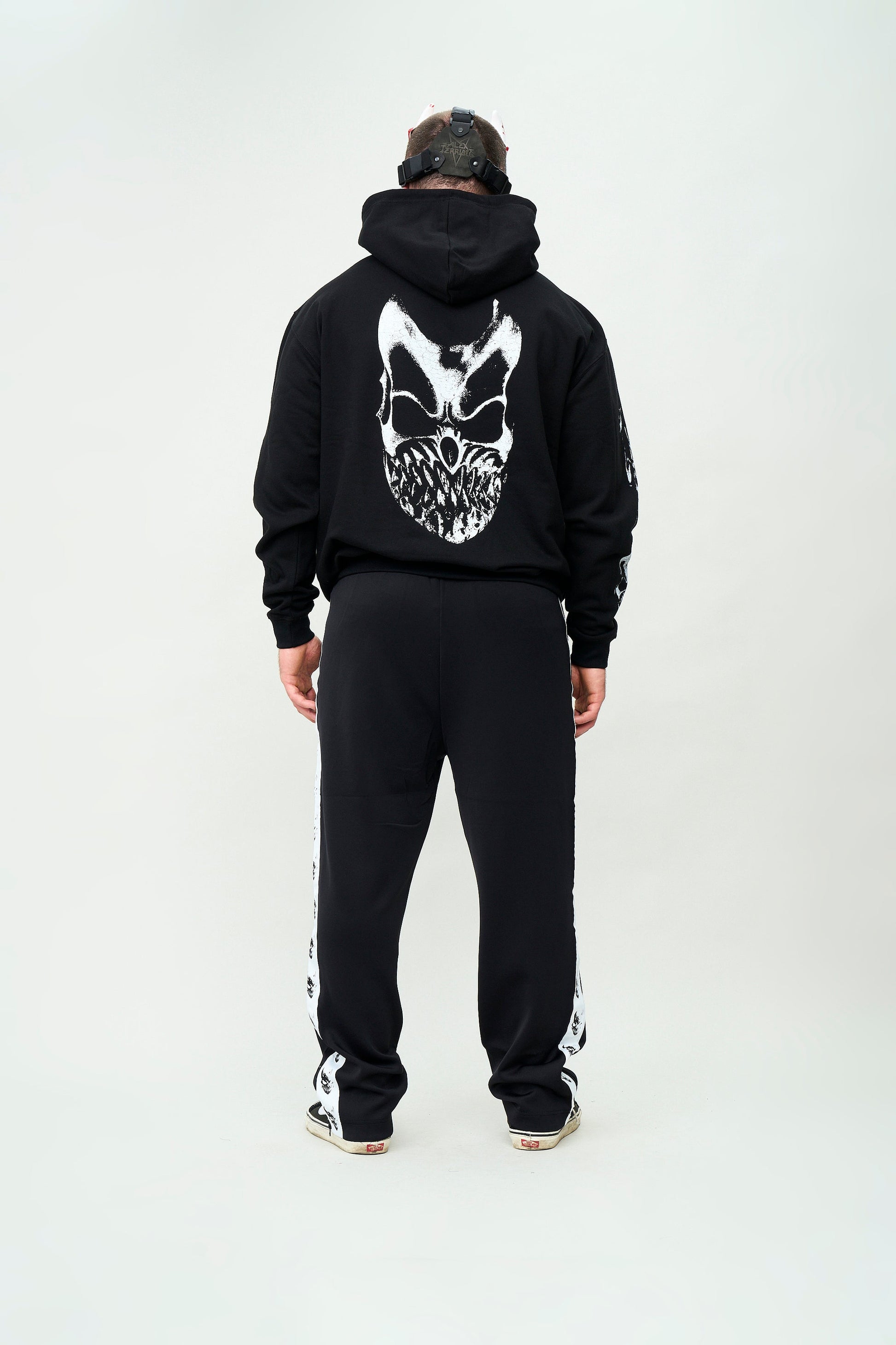 Slaughter to Prevail - Grizzly - Hoodie - First Blood Merchandise