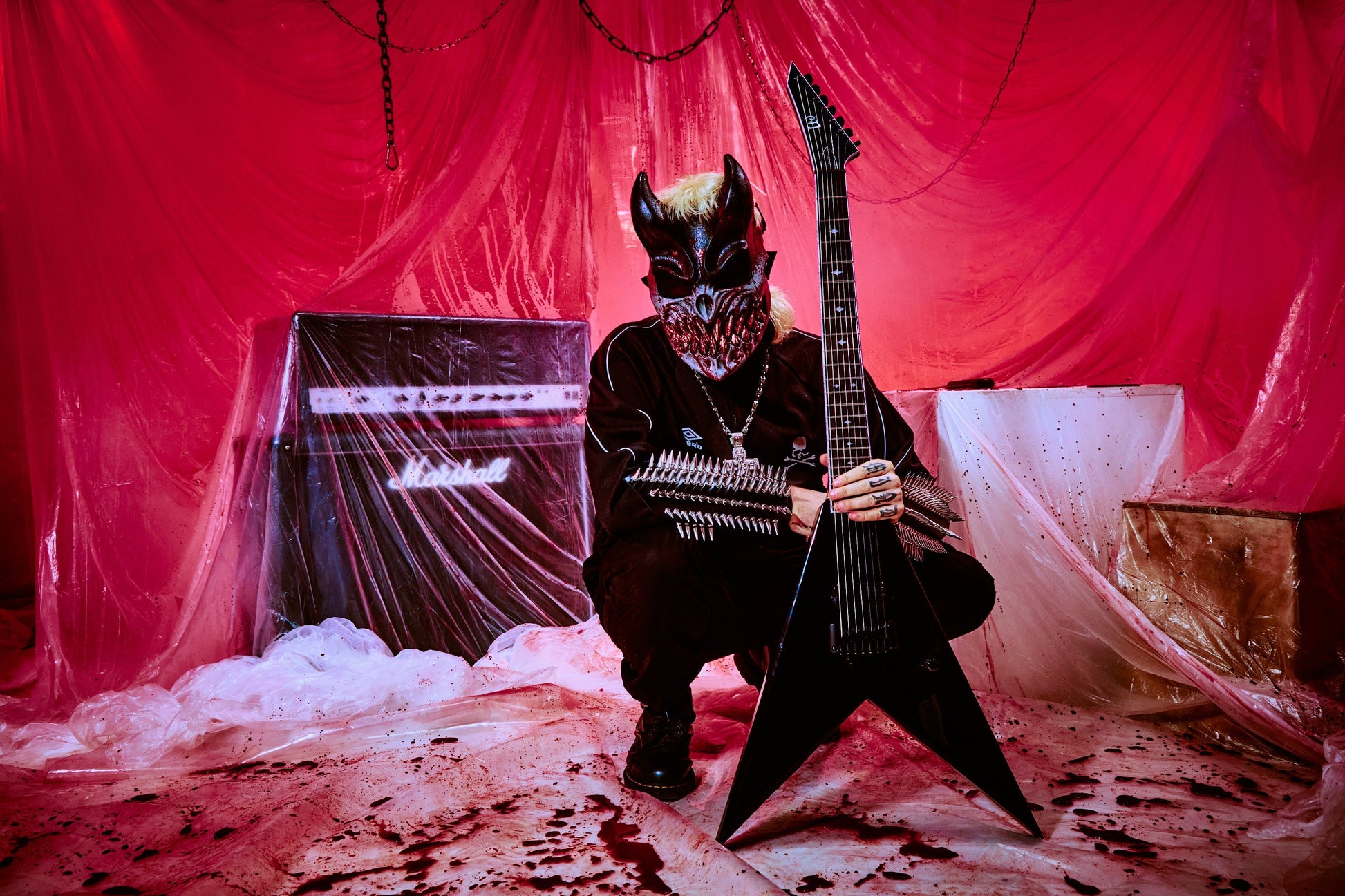 ESP LTD JACK SIMMONS "V" 7B - First Blood Merchandise