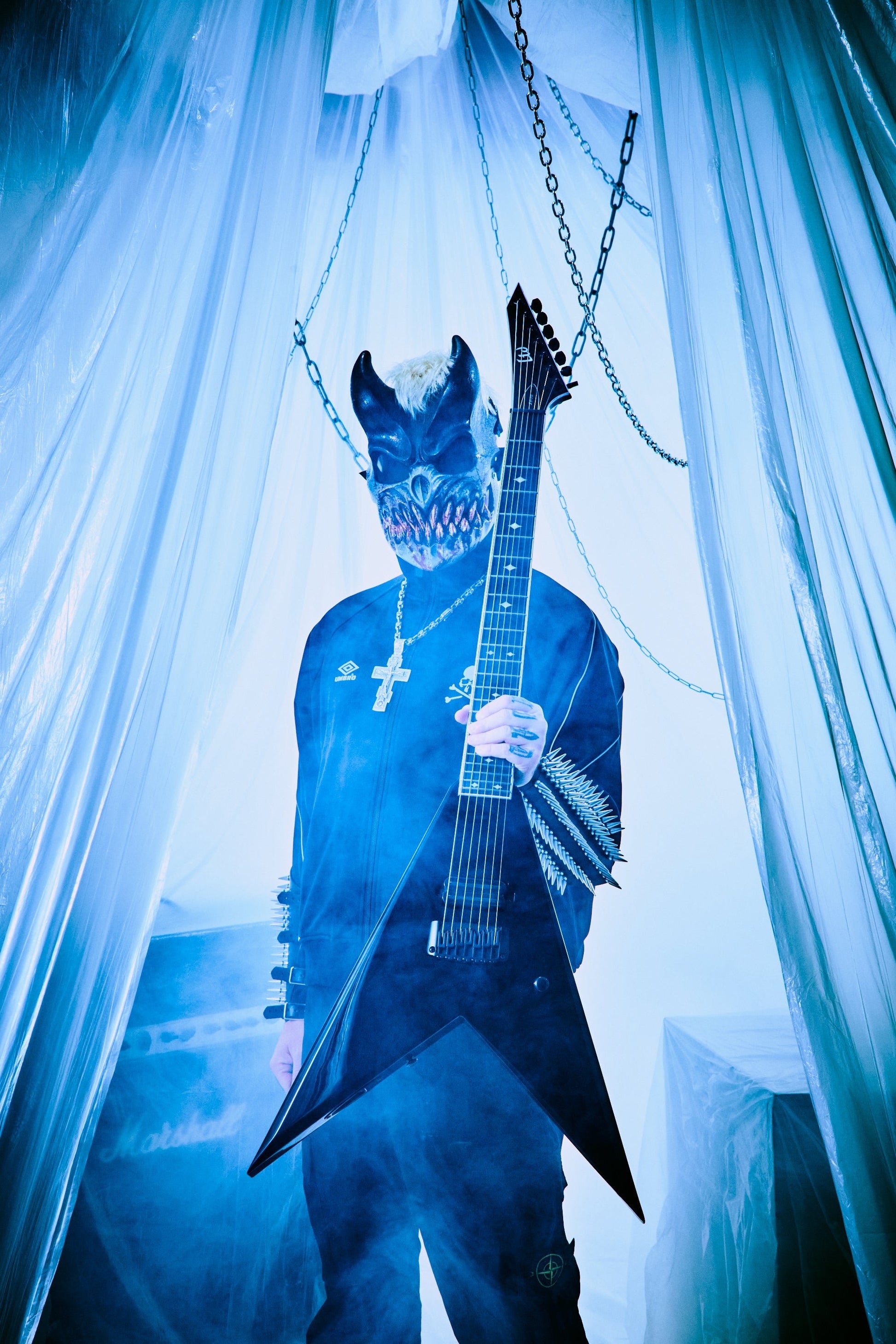 ESP LTD JACK SIMMONS "V" 7B - First Blood Merchandise