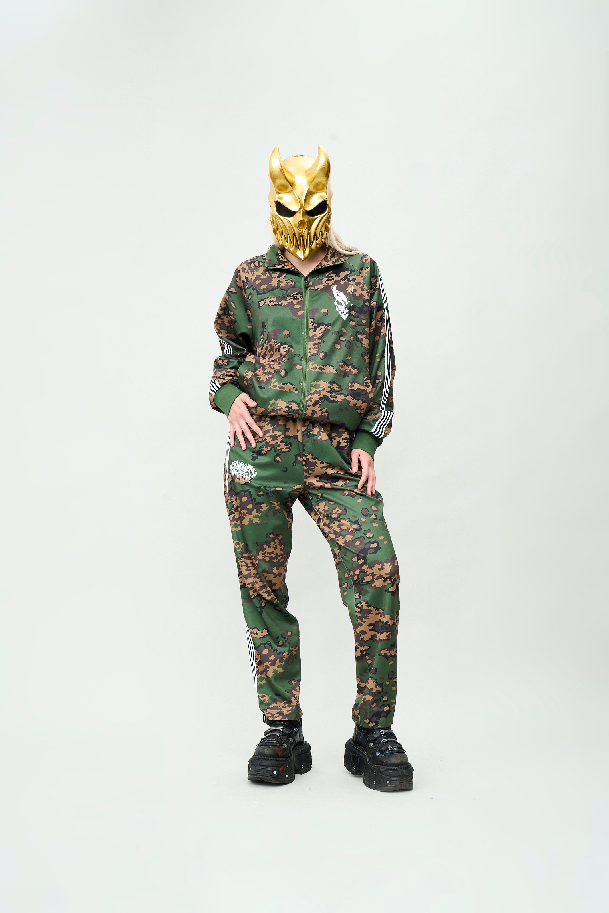 ウェア oops pat market TROOP EXCITEMENT Slaughter to Prevail - Gopnik Camo - Track Pants
