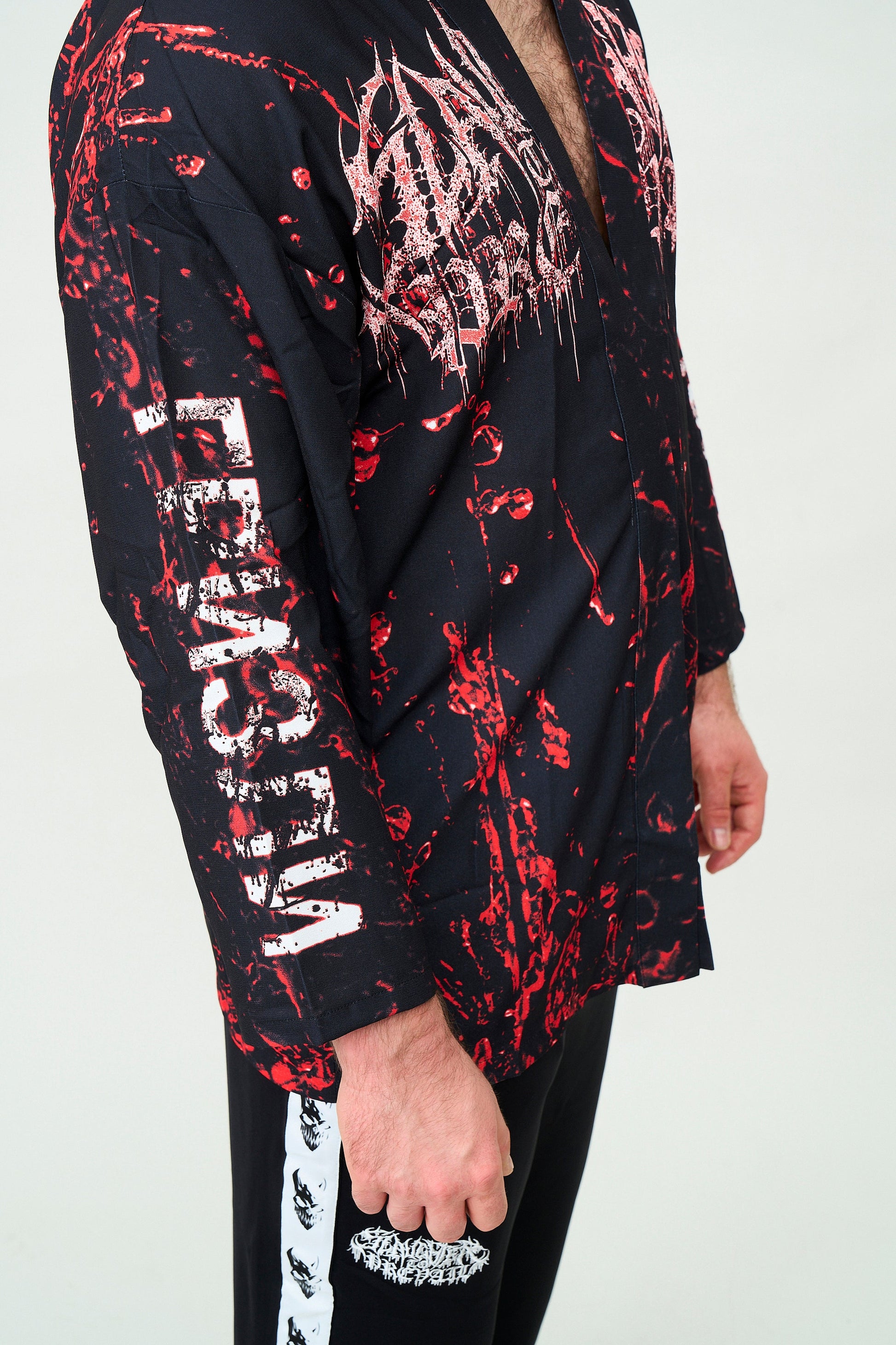 Slaughter to Prevail - Grizzly - Kimono - First Blood Merchandise