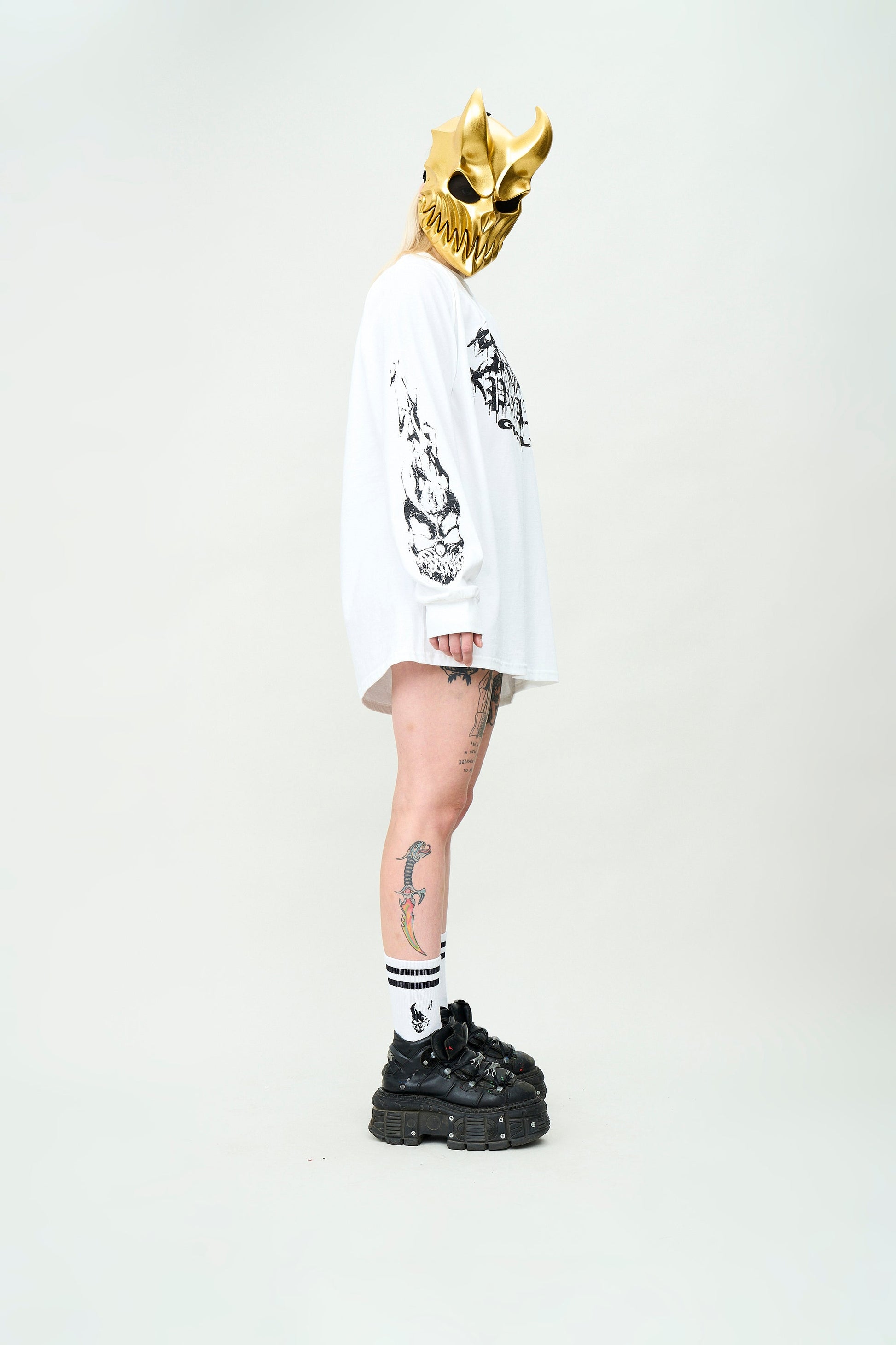 Slaughter to Prevail - White Flame Grizzly - Longsleeve - First Blood Merchandise